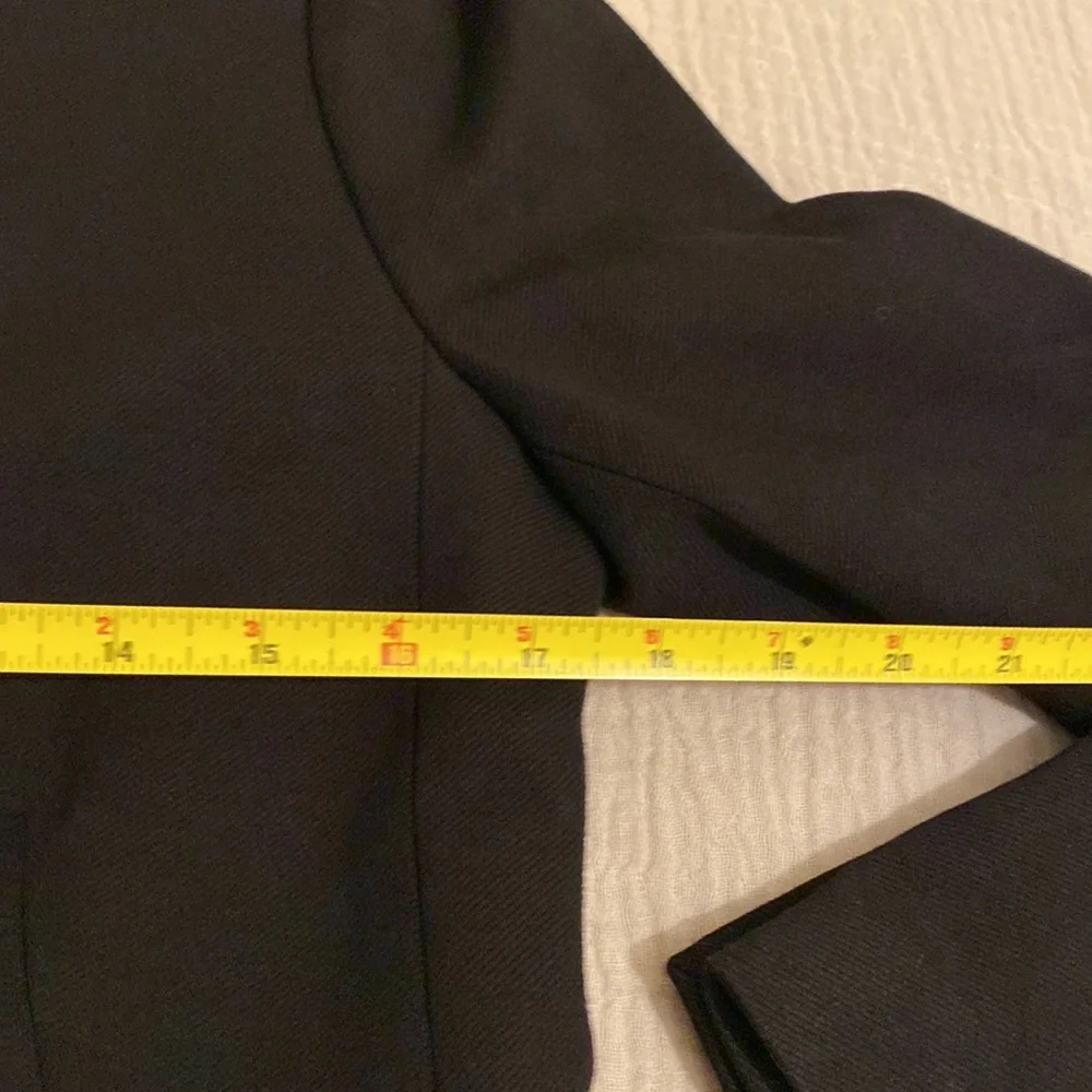 J. Crew 365 Classic Black Jacket. Size 4. Style H2743